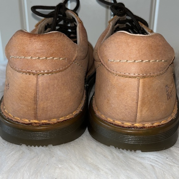 DR.MARTENS Air Wair tan light brown lace up shoe men size 6/women size 8 England - Picture 7 of 17